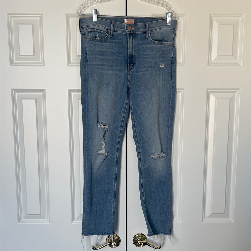 Mother Mid Rise Dazzler Ankle Fray Jeans Weekend Kittens Wash Distressed Jeans - Picture 2 of 16